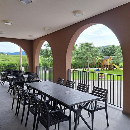 Posestvo Rouna - Winery And Apartments Vipava Esterno foto