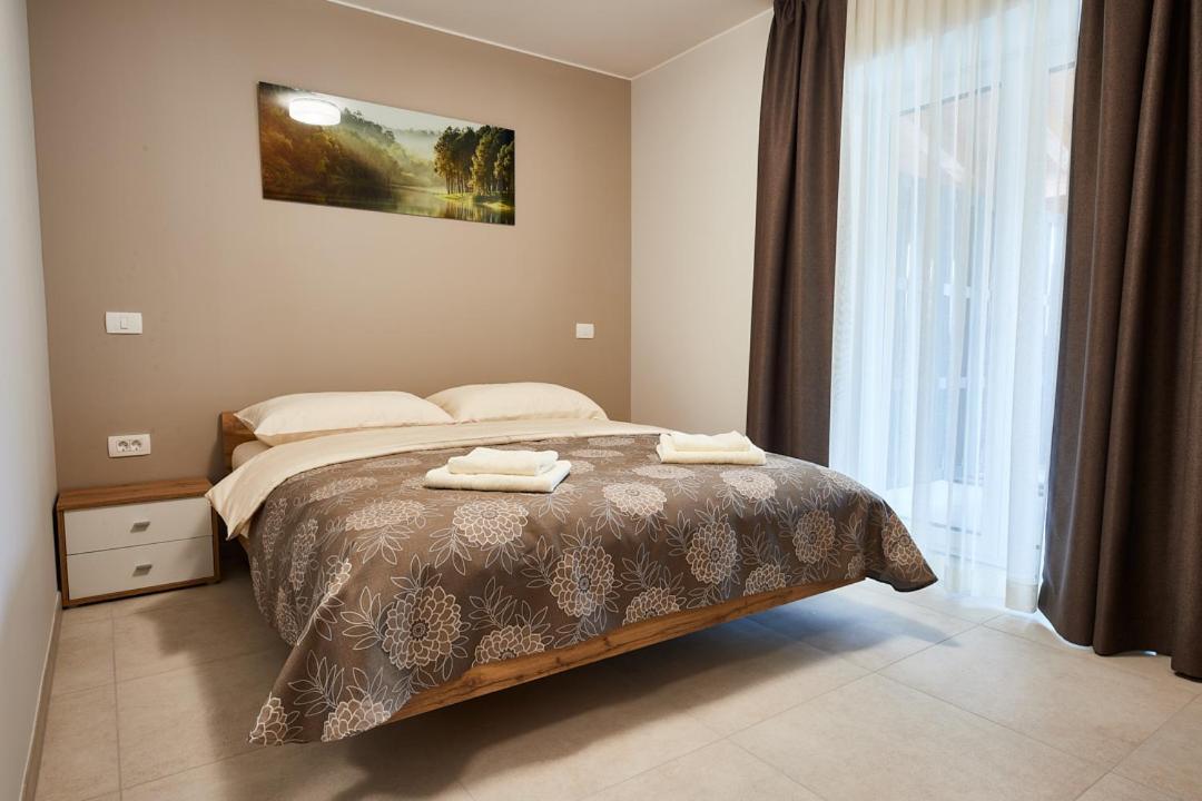 Posestvo Rouna - Winery And Apartments Vipava Esterno foto